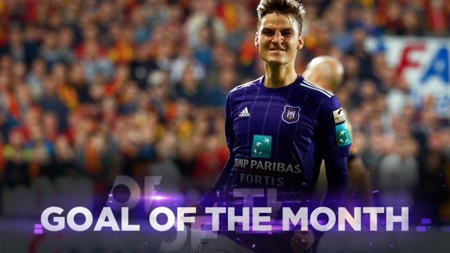 Embedded thumbnail for Gerkens gagne le Huawei Goal of the Month