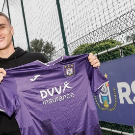 Embedded thumbnail for Taylor Harwood-Bellis joins RSCA on loan