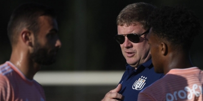 Embedded thumbnail for Vanhaezebrouck &amp; Bornauw after PAOK - RSCA