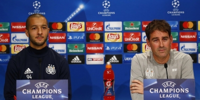 Embedded thumbnail for Press conference René Weiler &amp; Sofiane Hanni @ Allianz Arena