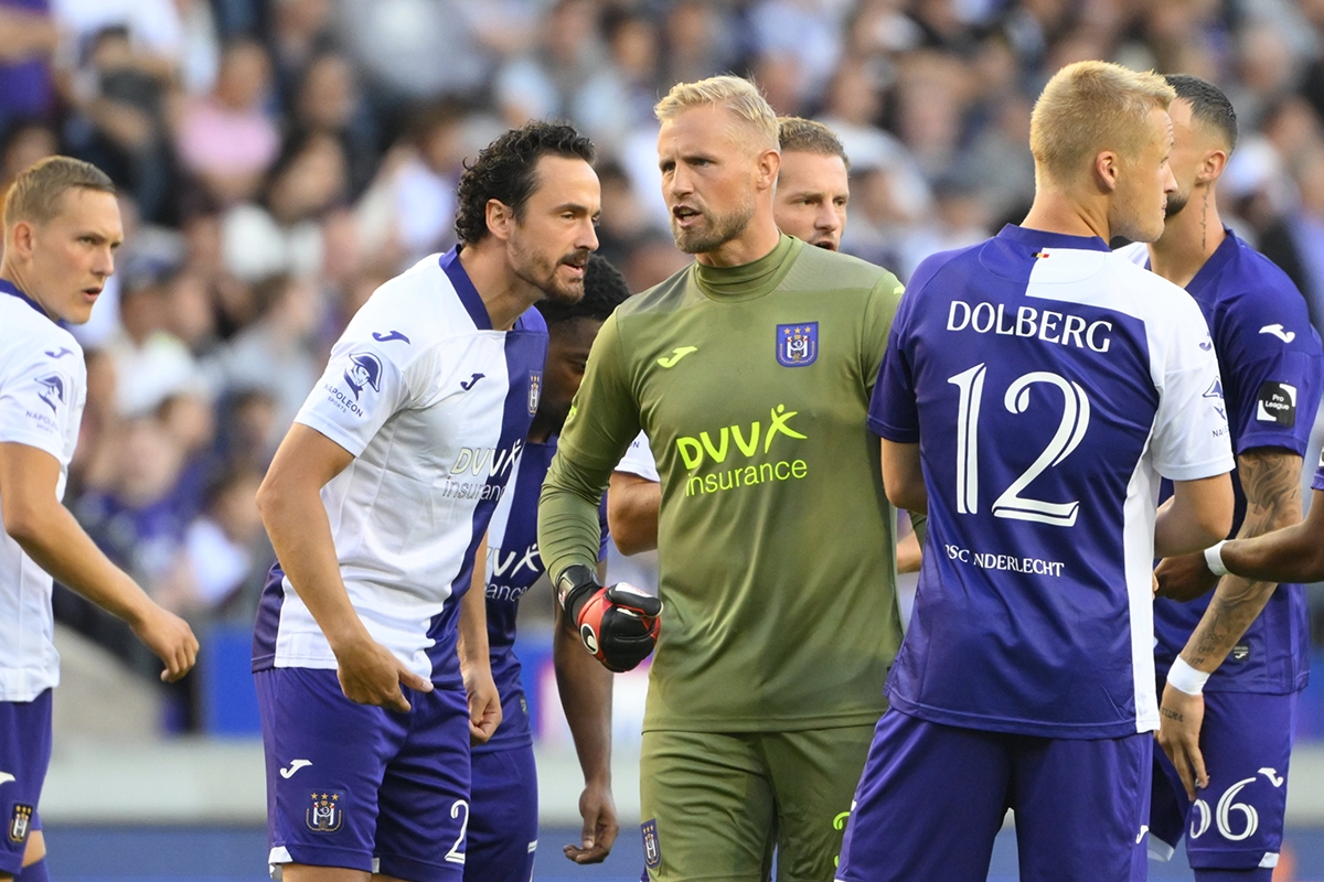 RSC Royal Sporting Club Anderlecht Bruxelles 1-1 Club Brugge Koninklijke  Vereniging KV :: Resumos :: Videos 