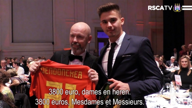 Embedded thumbnail for Dendoncker shows his support for the Special Olympics