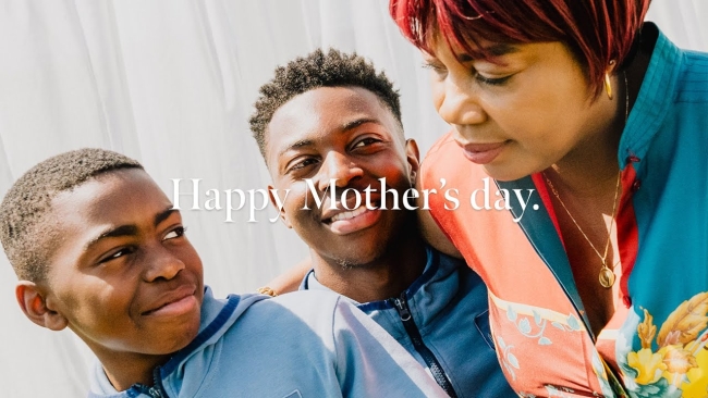 Embedded thumbnail for Telenet &amp; RSCA celebrate foot mums on Mother&#039;s Day