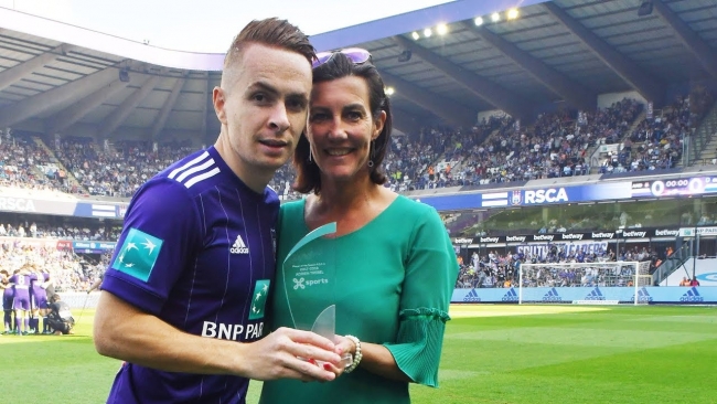 Embedded thumbnail for Trebel is jullie Proximus Player of the Season!