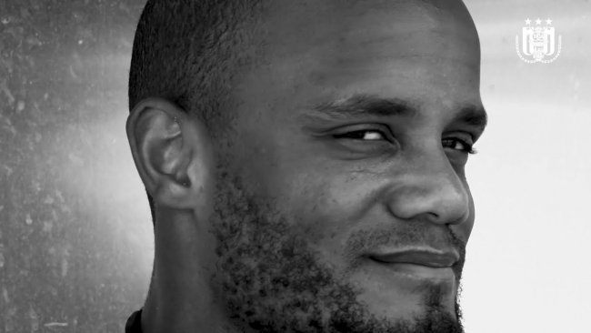 Embedded thumbnail for Interview exclusive de Vincent Kompany