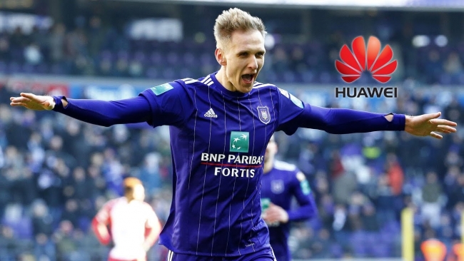 Embedded thumbnail for Teodorczyk gagne le Huawei Goal of the Month de février