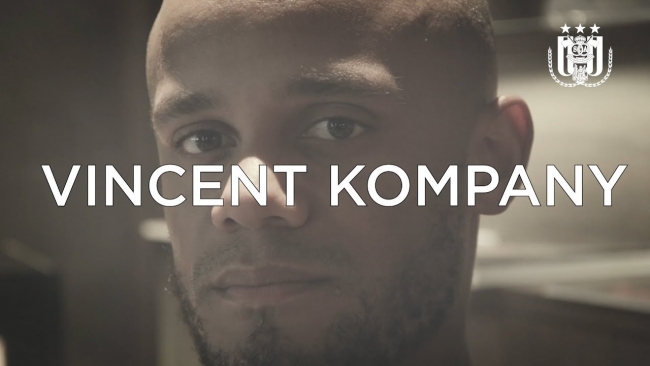Embedded thumbnail for 10 questions de supporters à Vincent Kompany